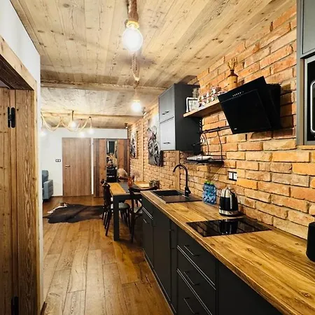 Fabrik Lägenhet Vysoka nad Kysucou